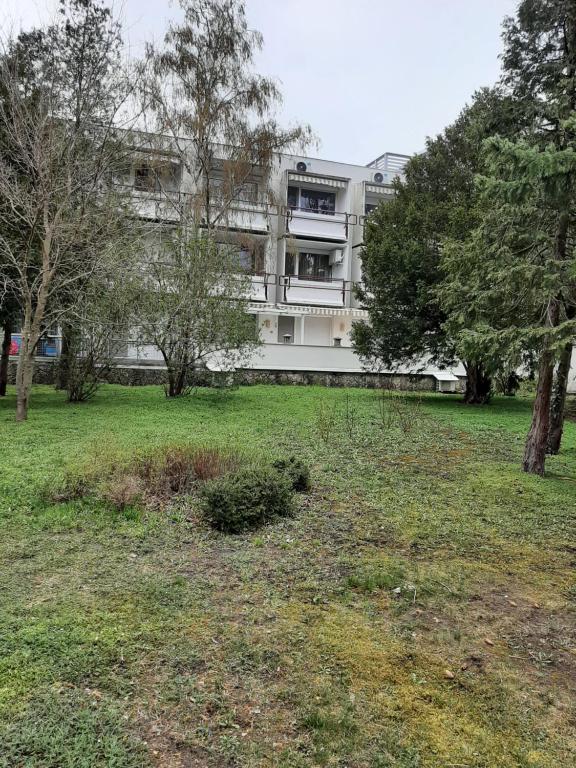 Clara apartman, Csopak