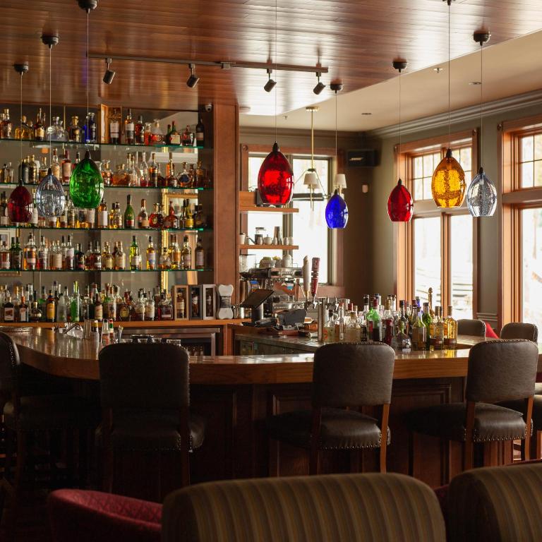 Bar/lounge