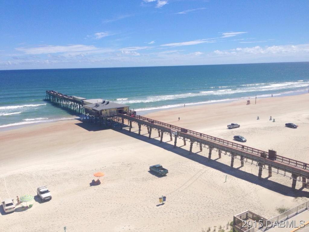 Beach Condo Beach Front, Huge Outdoor Pool, Heated Indoor Pool, Kiddie Pool, Tiki Bar photo