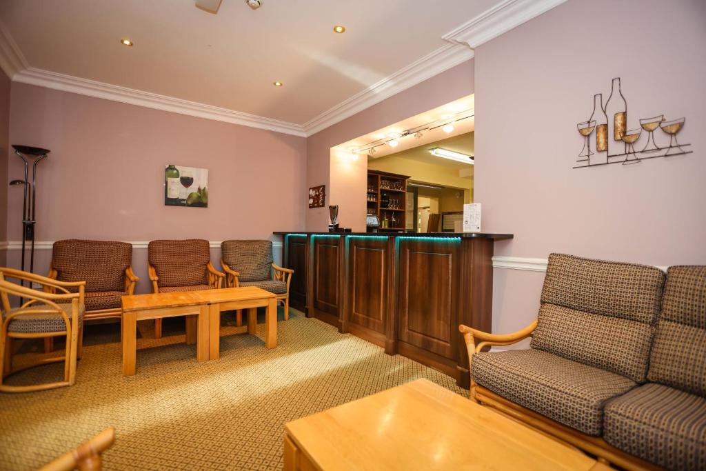 Bar/lounge, The Grove Hotel in Bournemouth