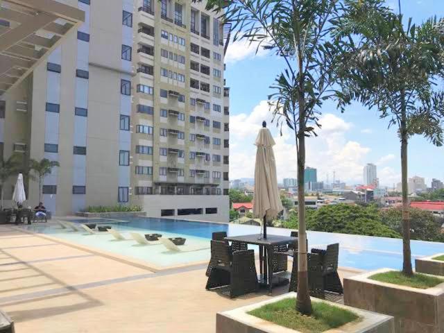 Persimmon Condominium at Mabolo Cebu City — Hotel in Cebu