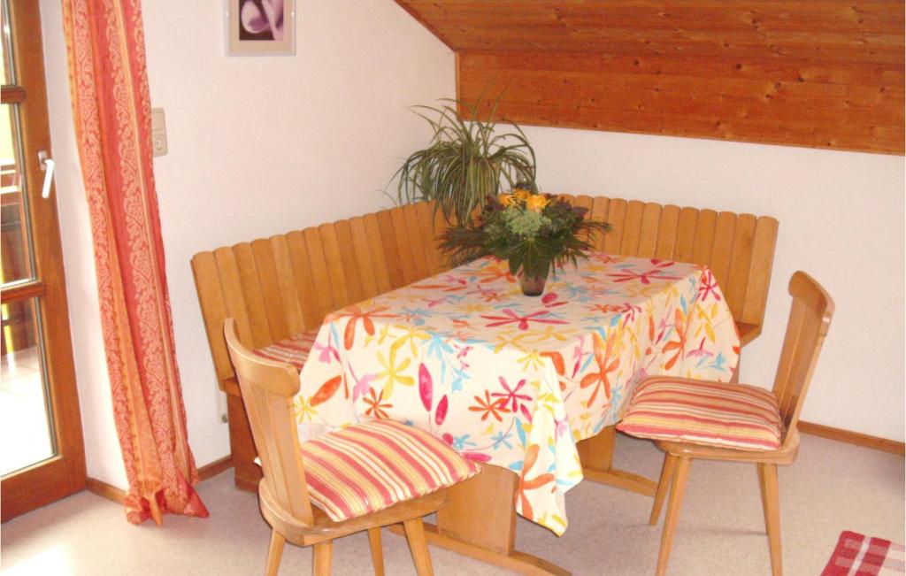 1 Bedroom Cozy Apartment In Nesselwang - 5