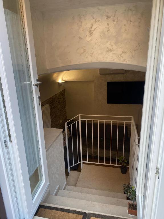Vatican Stone - 5