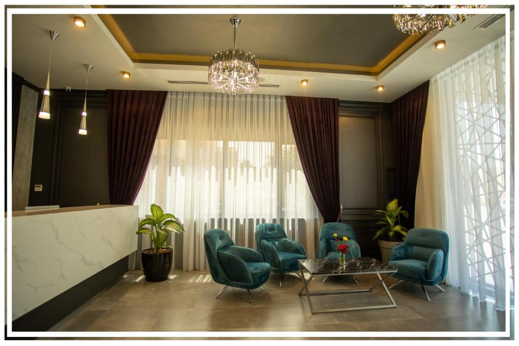 VIS Palm Hotel Ganja photo