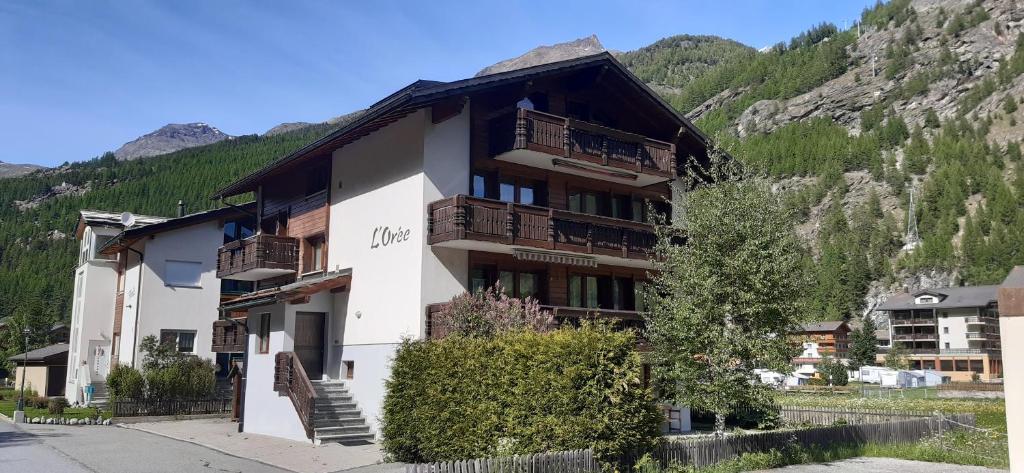 FREE Cable car & Bus Summer Haus Loree - 4