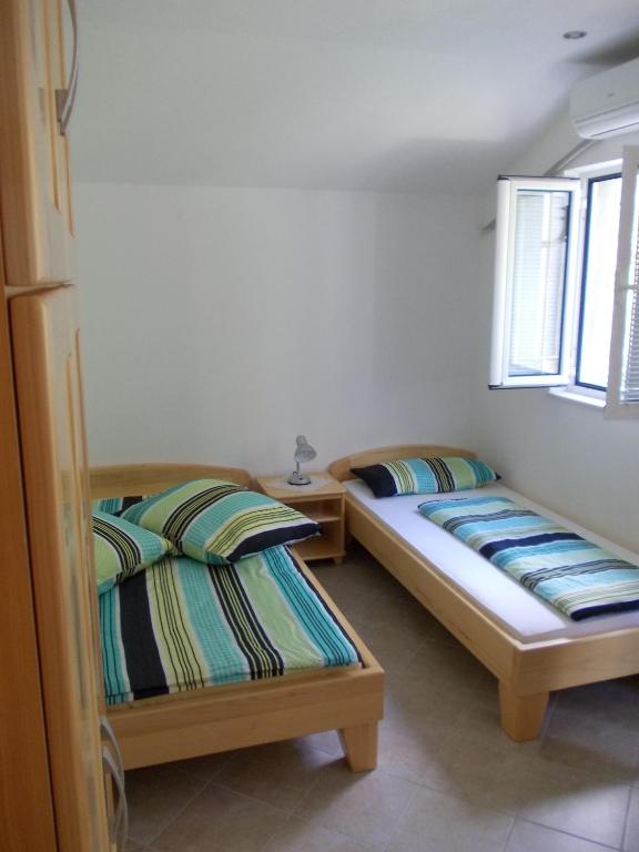 Studio with Garden View