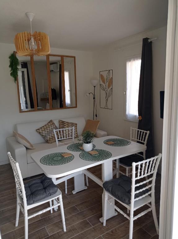 Appartement JADE dans résidence proche Tennis/ centre naturiste - 4