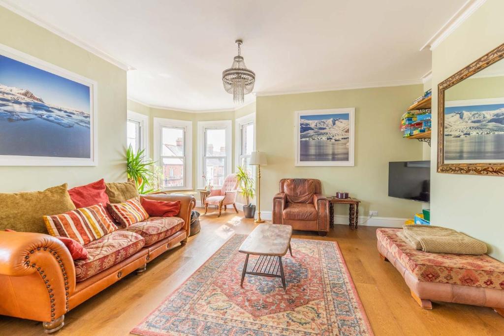 Cabbell Towers - Norfolk Holiday Properties — Hotel in Cromer