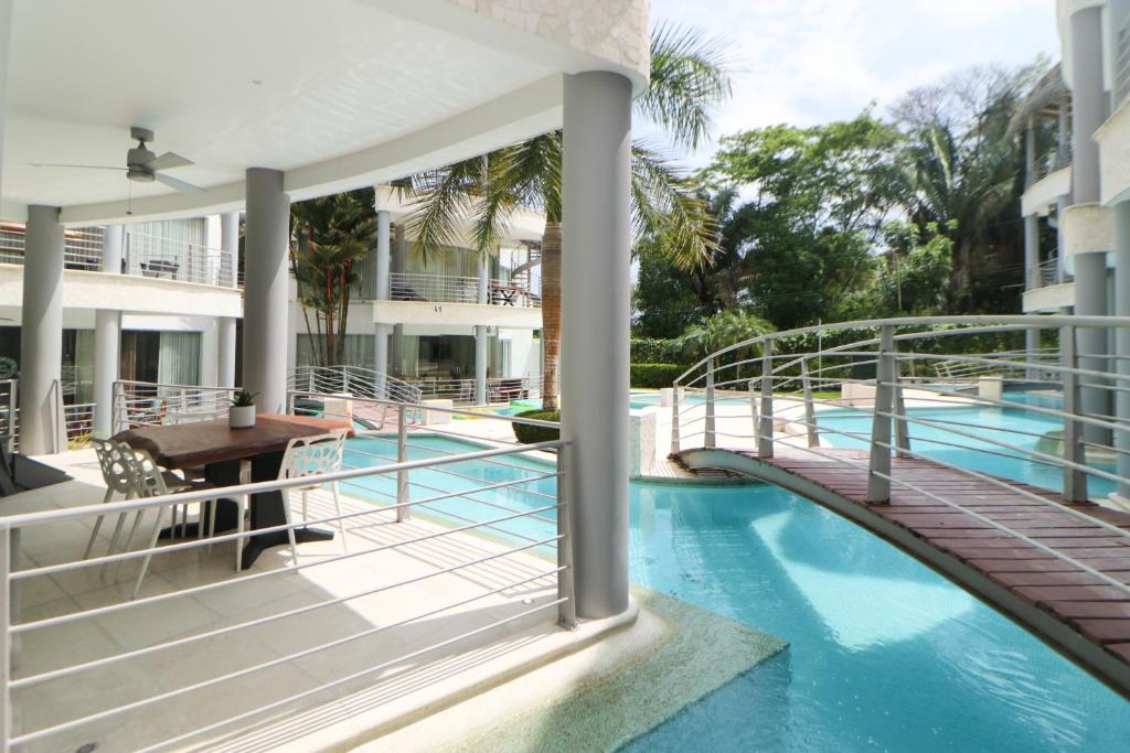 Hermosa Wave C1, Playa Hermosa