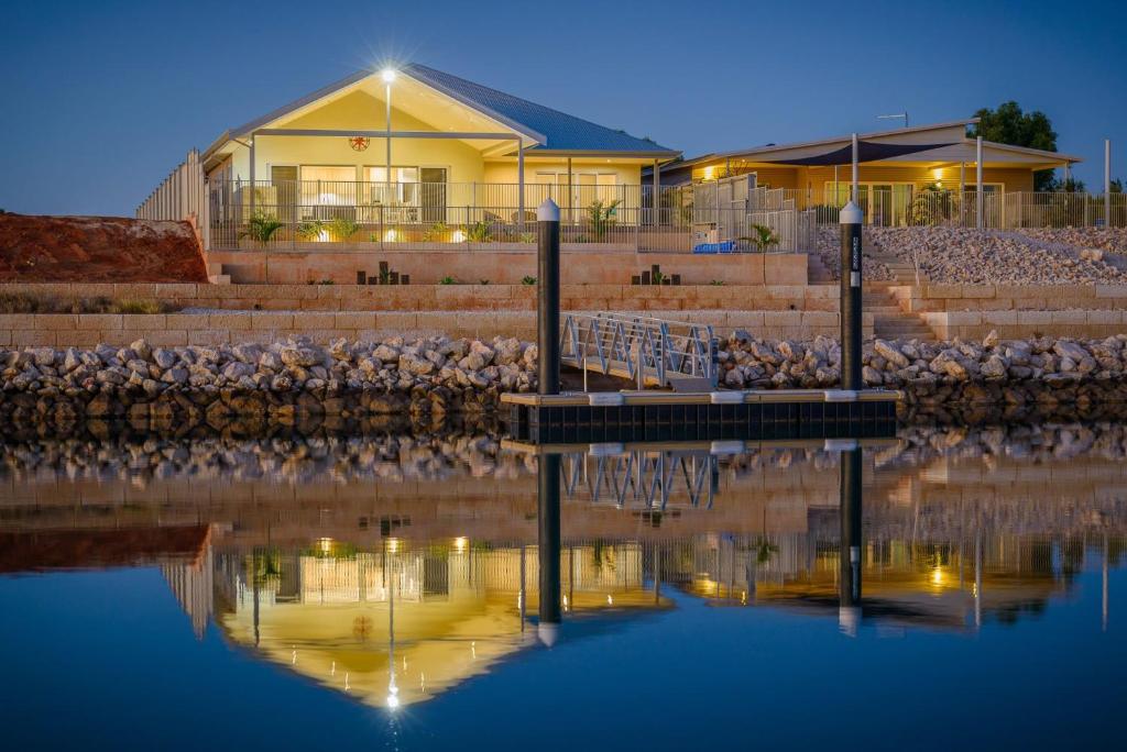 20 Madaffari Drive, Exmouth