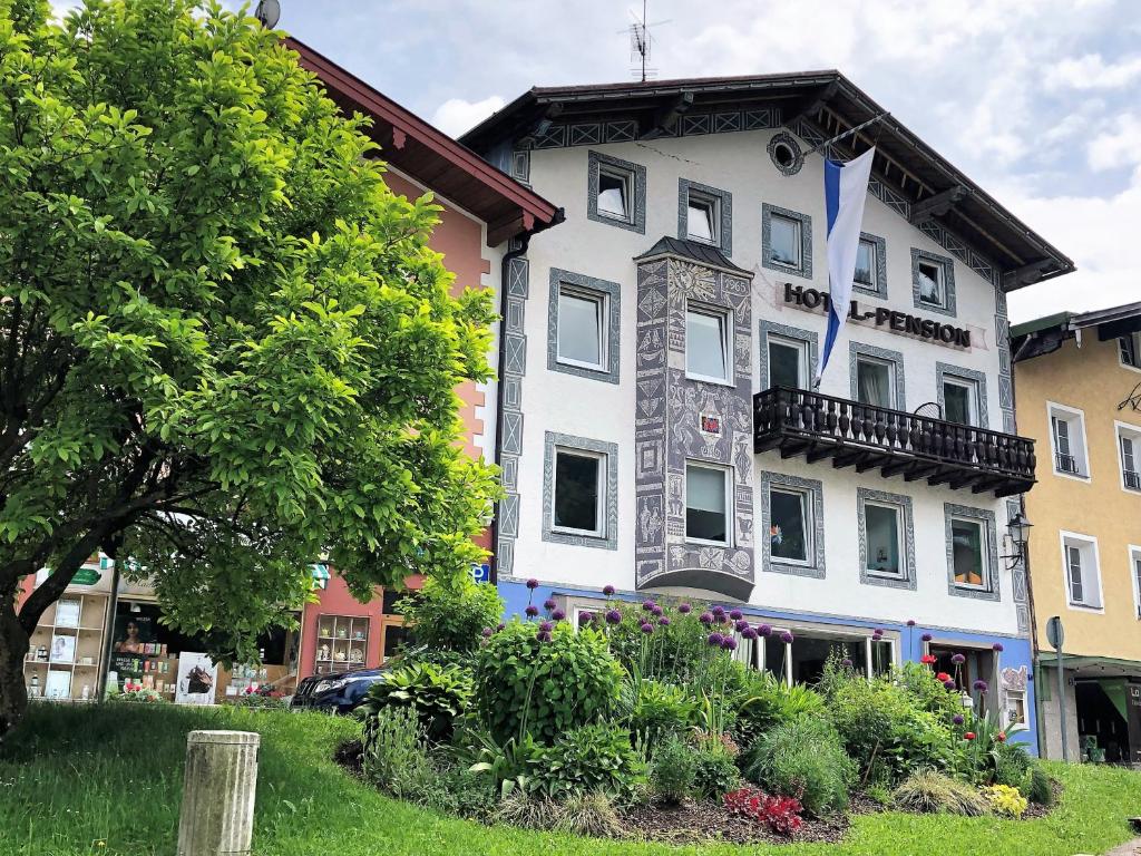 Pension und Ferienwohnung Frech — Hotel in Marktschellenberg