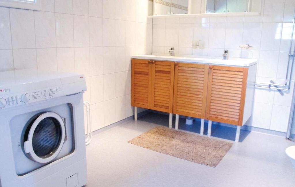 Nice home in Svanskog with 3 Bedrooms, Sauna and WiFi photo