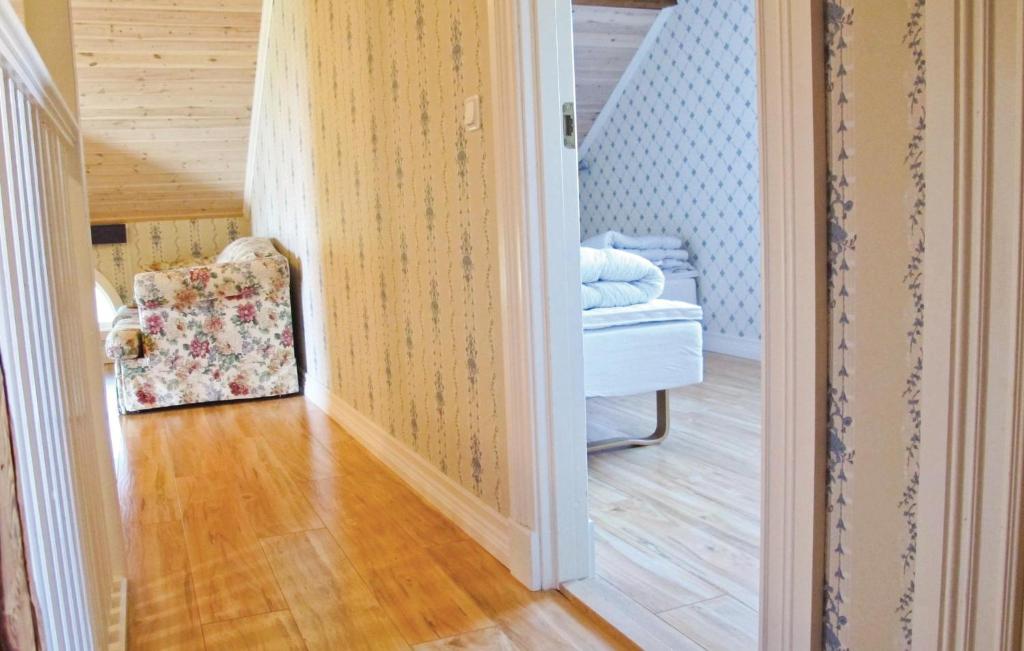 Nice home in Svanskog with 3 Bedrooms, Sauna and WiFi photo
