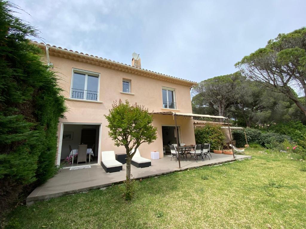 VILLA Saint Raphael Valescure Piscine Clim Wifi Golf - 1