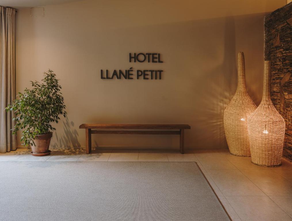 Hotel Llane Petit - 2