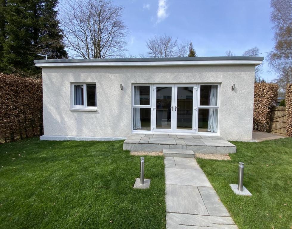 White Cottage - Cosy Holiday Cottage in Drymen, Loch Lomond & Trossachs, Drymen