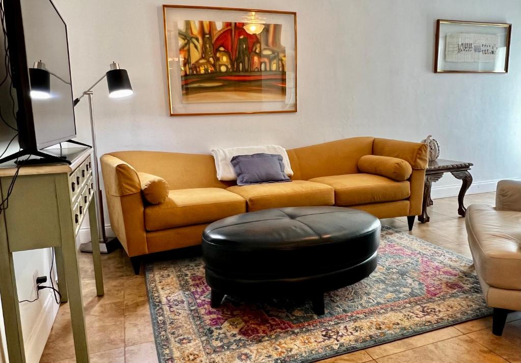 Wilton Manors Hideaway 2 photo