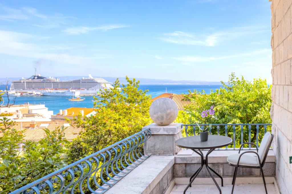 Luxury Villa Majestic @ Split Centre photo