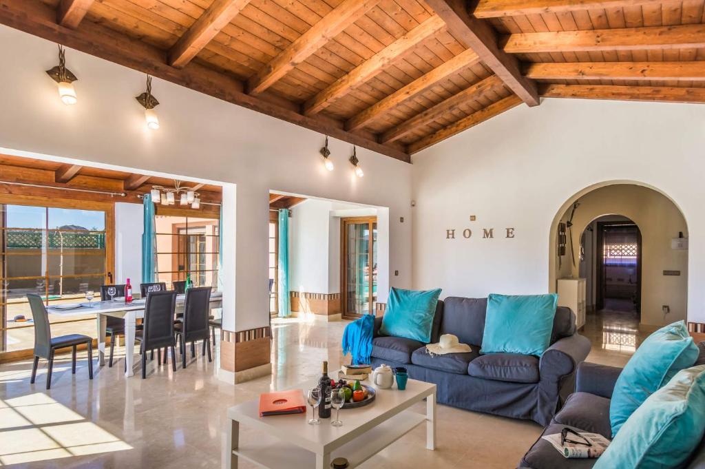 Villa Simona by Villa Plus - 3