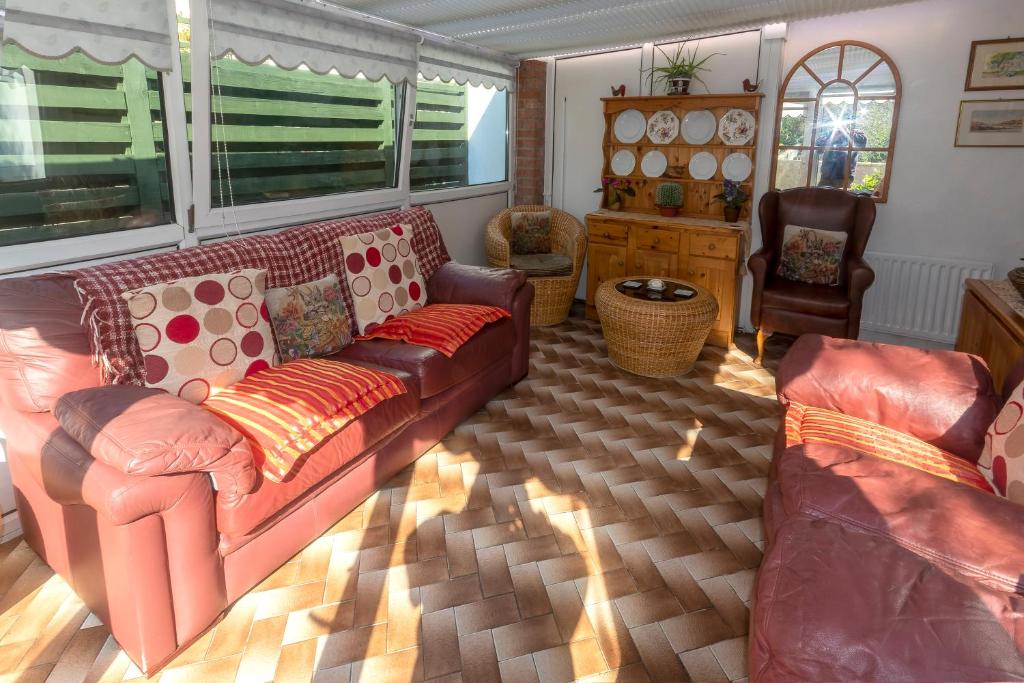 Thorn Cottage, Fishguard photo 6