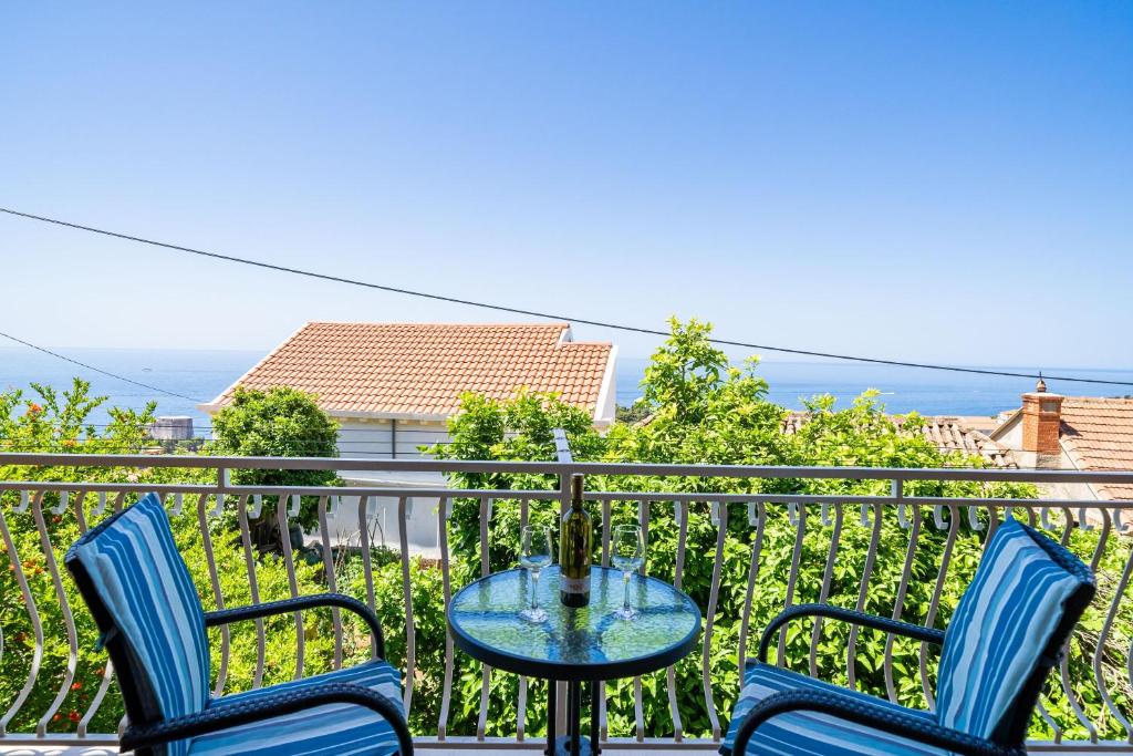 Apartments &amp; Rooms Stella — Hotel in Dubrovnik