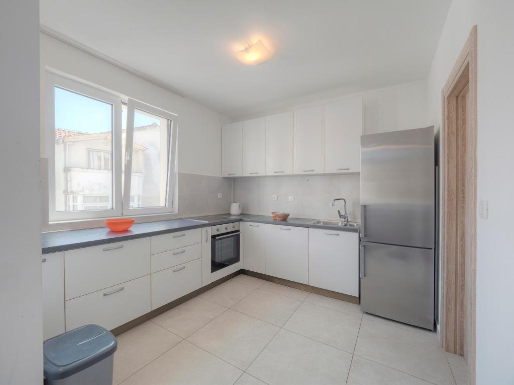 Family Three bedroom Apartment Brando - 5