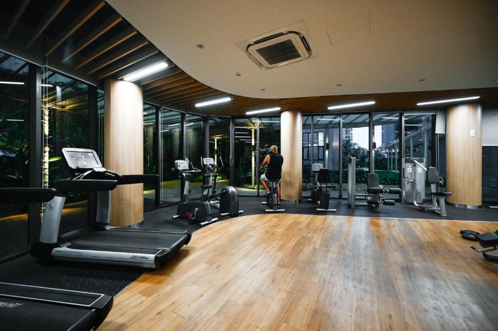 Estella Heights Saigon City View 2BR Apartment & Pool, Ho Chi Minh City photo
