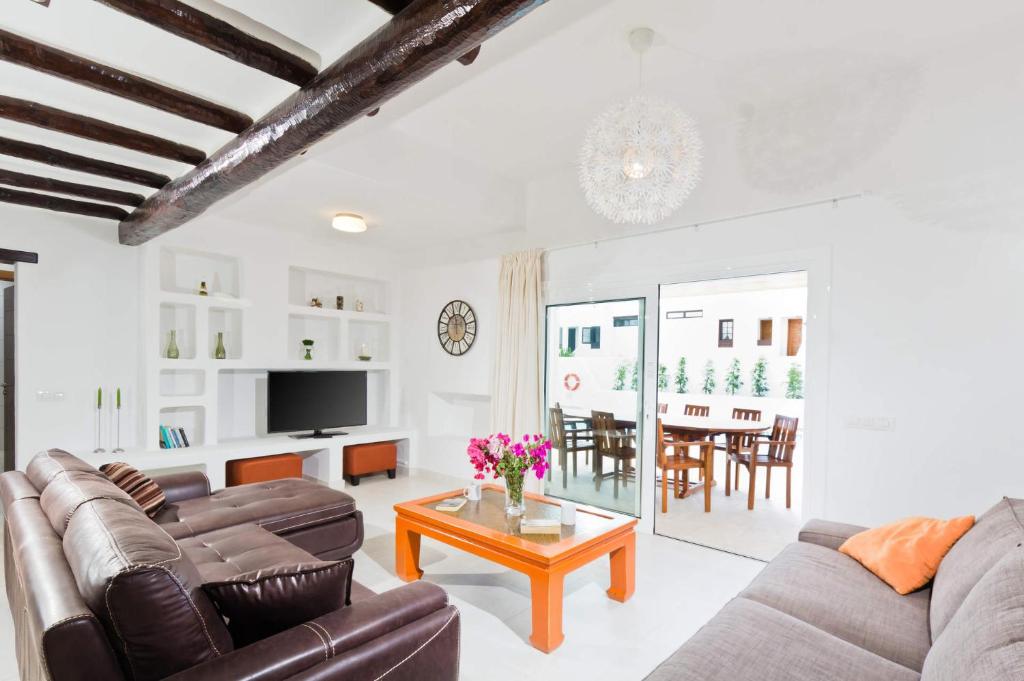Villa Ana Maria by Villa Plus - 5
