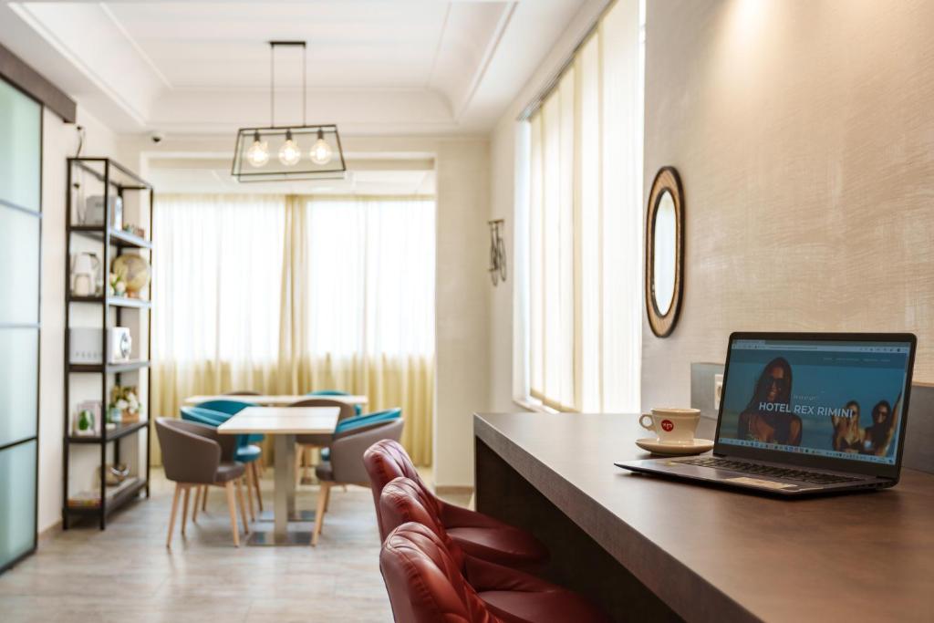 Hotel Rex Rimini - 4