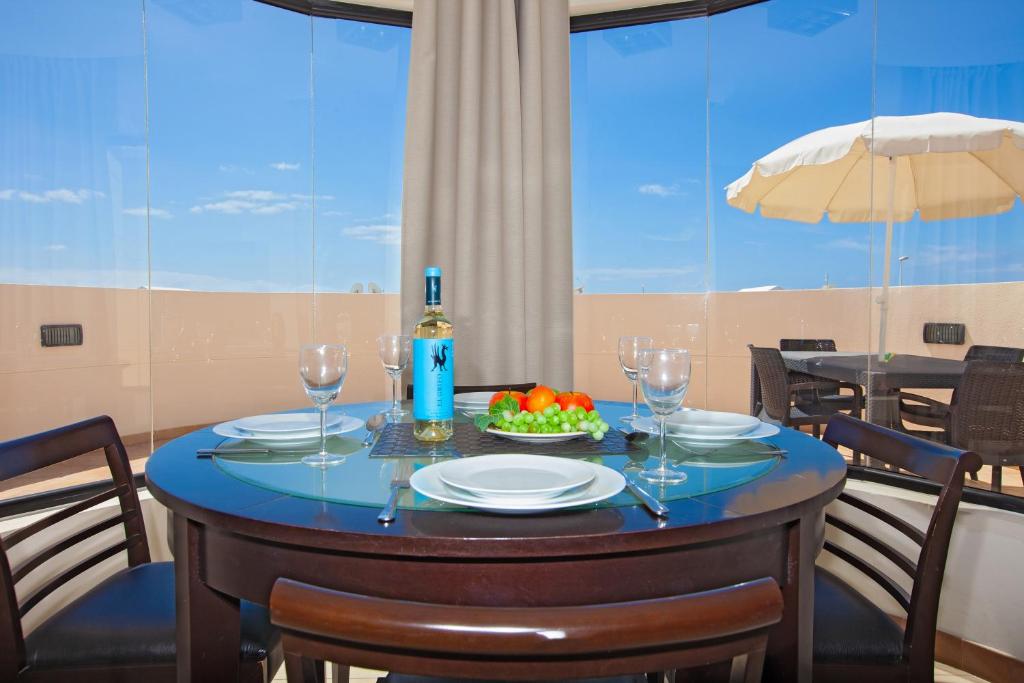 Riviera Park, central 2 bed apartment - 5