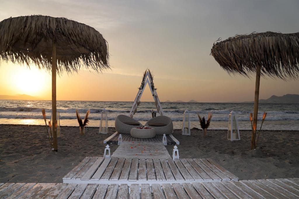 Pelagos Suites Hotel & Spa photo