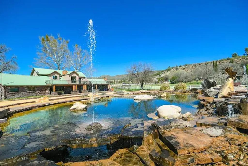 Sedona's Exclusive 5-acre Riverfront Estate with hot tub!