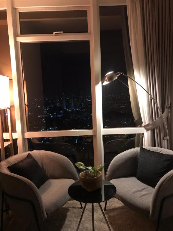 Menteng Apartment-Best location and best view photo