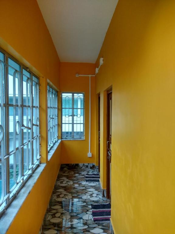 Roy Guest House photo