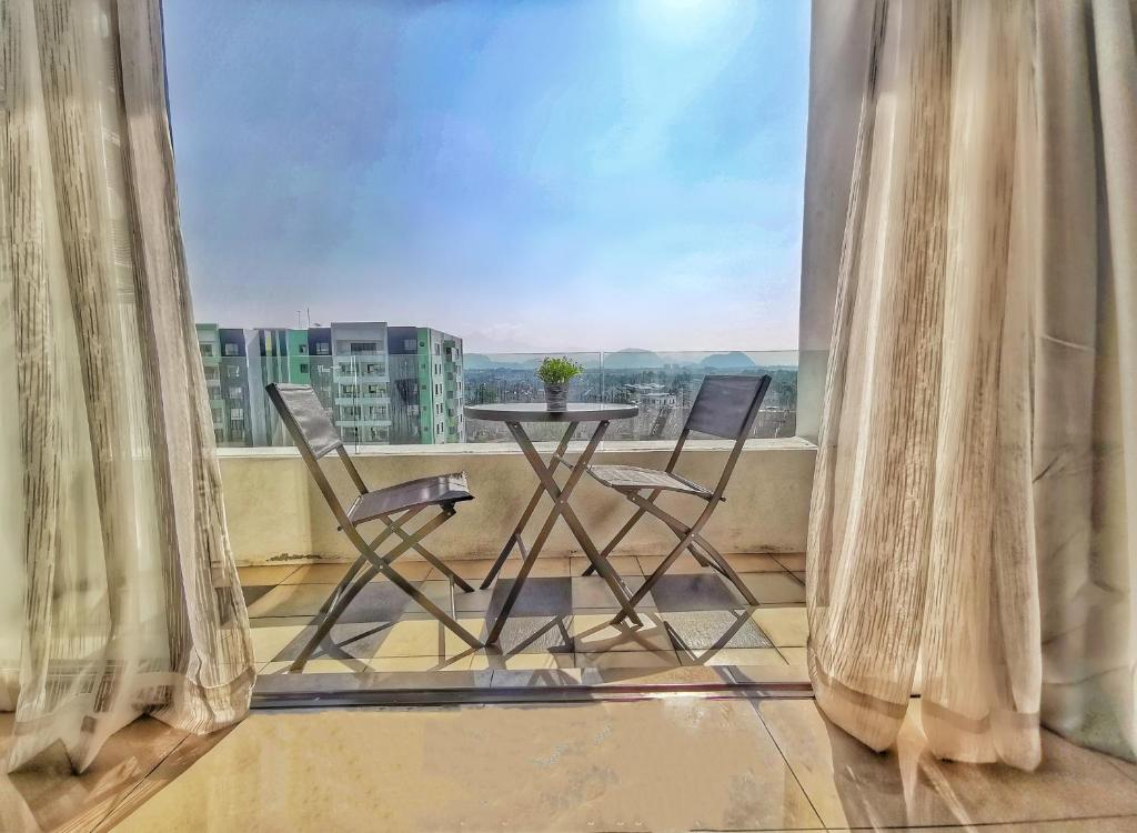 Manhattan Condo 8-11pax (2min to Aeon & Lotus) photo
