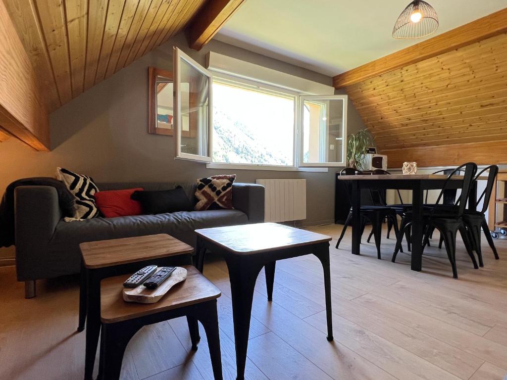 Sur les hauteurs de Cauterets, 2 chambres 5 pers - 2