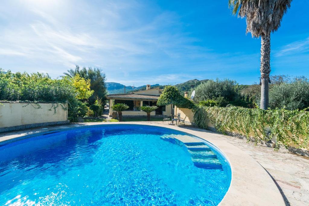 C095 Sort Llarga by Mallorca Villa Selection, Pollença