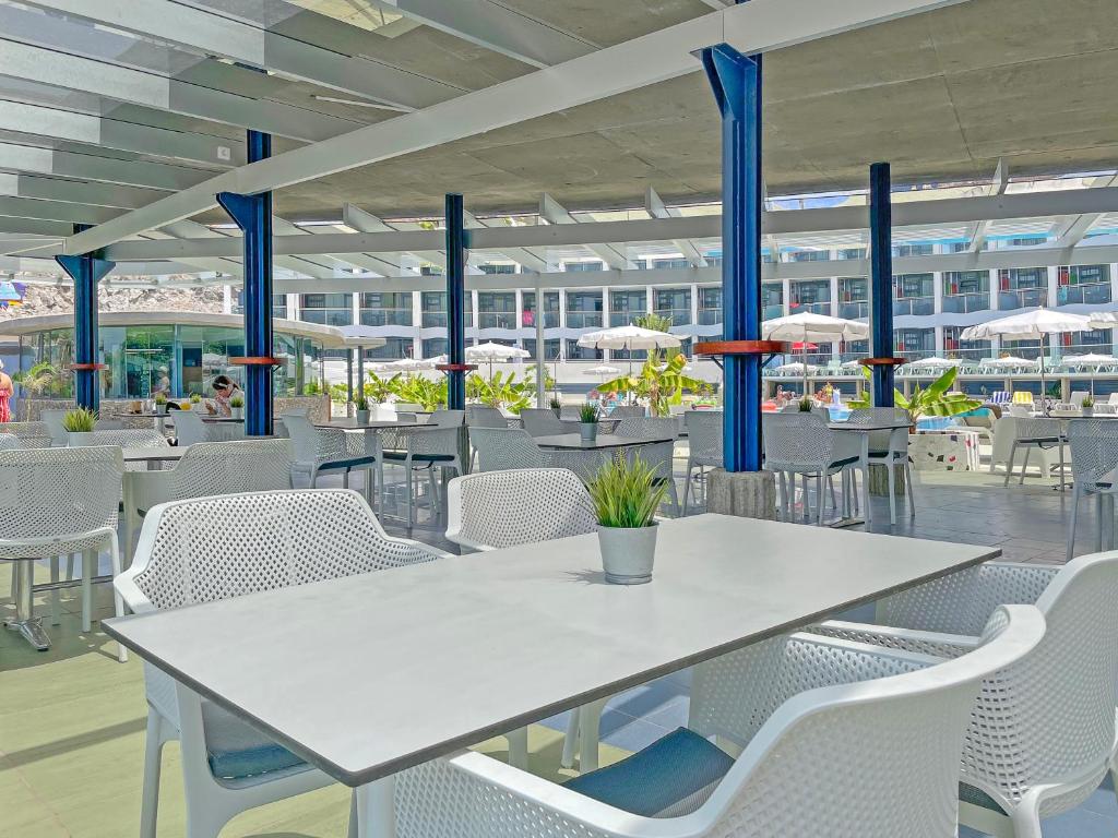 Gran Amadores — Restaurant & bars in Puerto Rico, Canary Islands