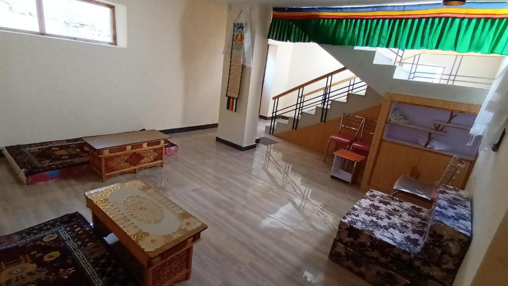 Gonbo Guest House photo