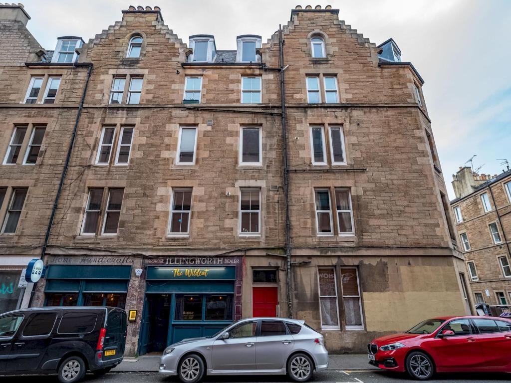 Pass the Keys Renovated 2 Beds flat near City Centre and Meadows photo