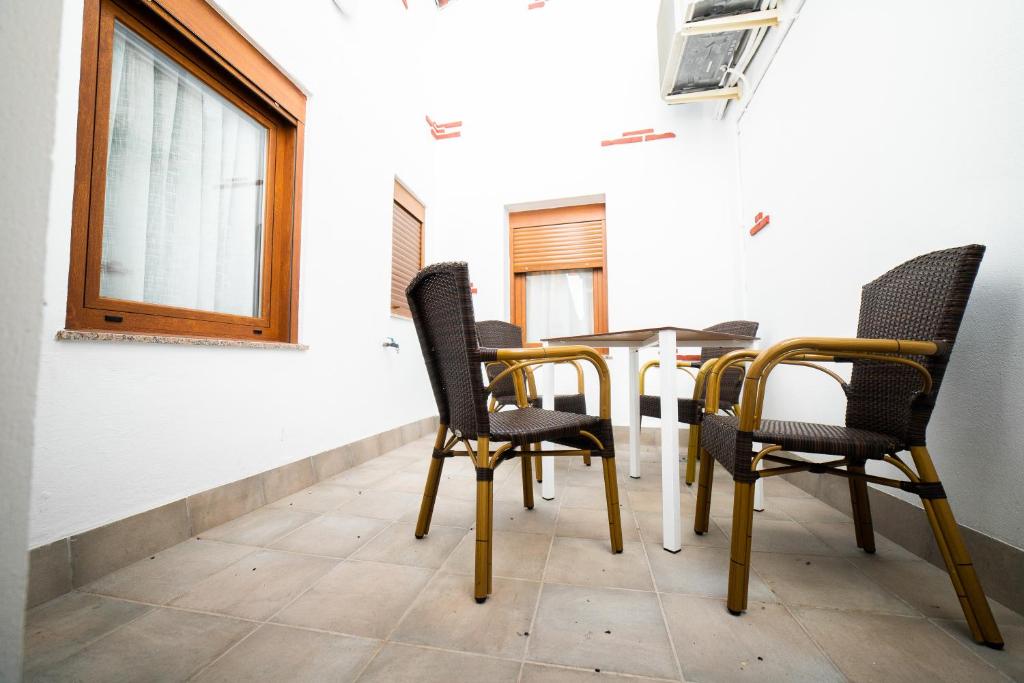 Apartamentos Mk77 León- Cantareros - 4