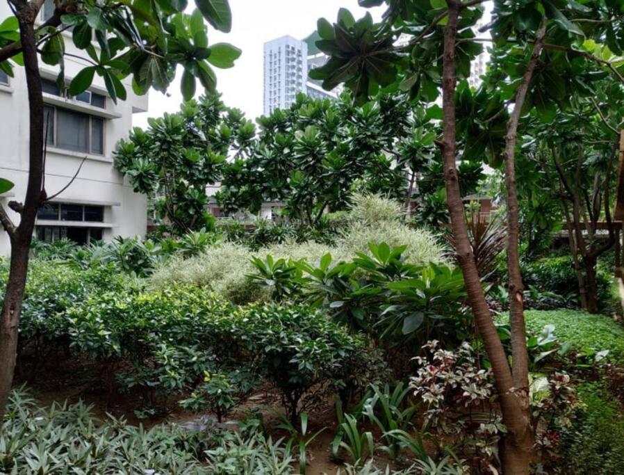 STUDIO CONDO UNIT at Araneta Cubao, Quezon City photo