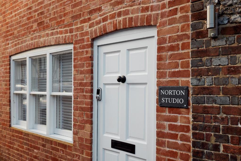 Norton Studio, Arundel