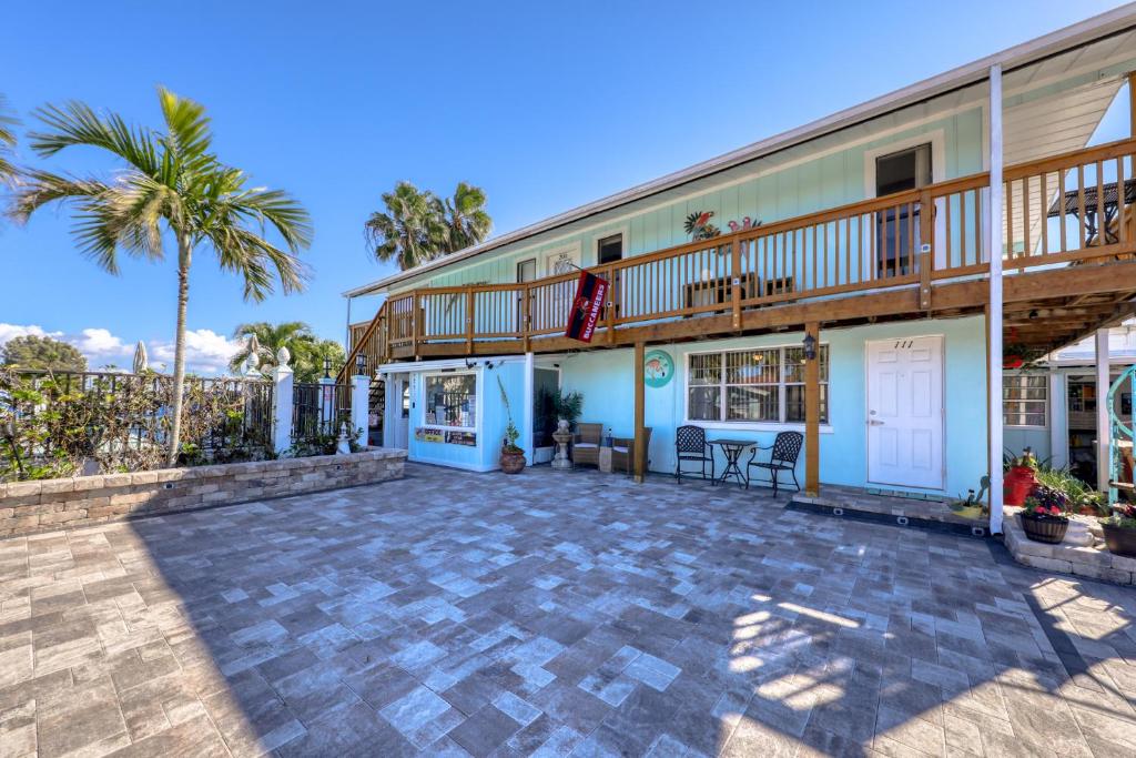Sand Vista Motel — Hotel in Redington Shores (FL)