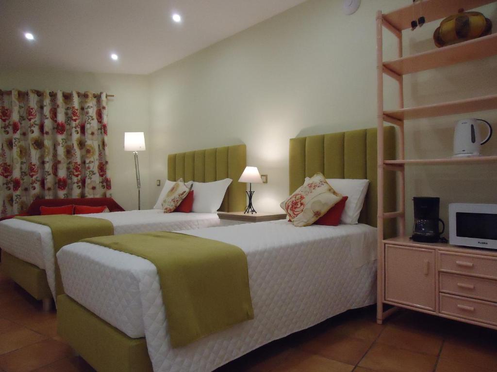 Canavial I & II Apartamentos — Hotel rooms in Lagos, Faro