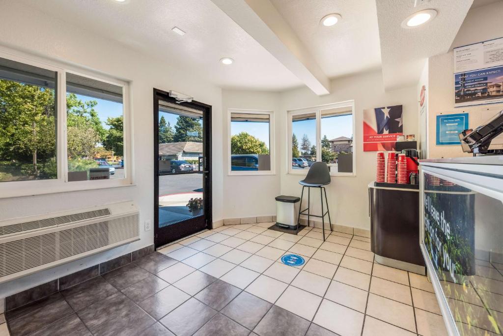 Motel 6-Rohnert Park, CA photo