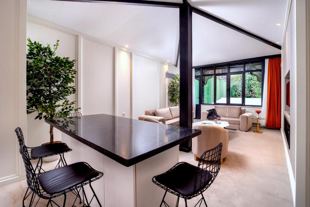 ワルトン ガーデンズ ペラ (Walton Gardens Pera) 館内設備