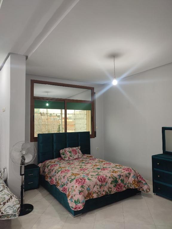 STOPOVER 1 MIDELT, Midelt