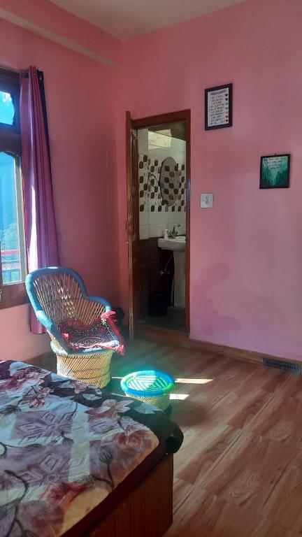 Pahadi Rovers Cafe & Homestay photo
