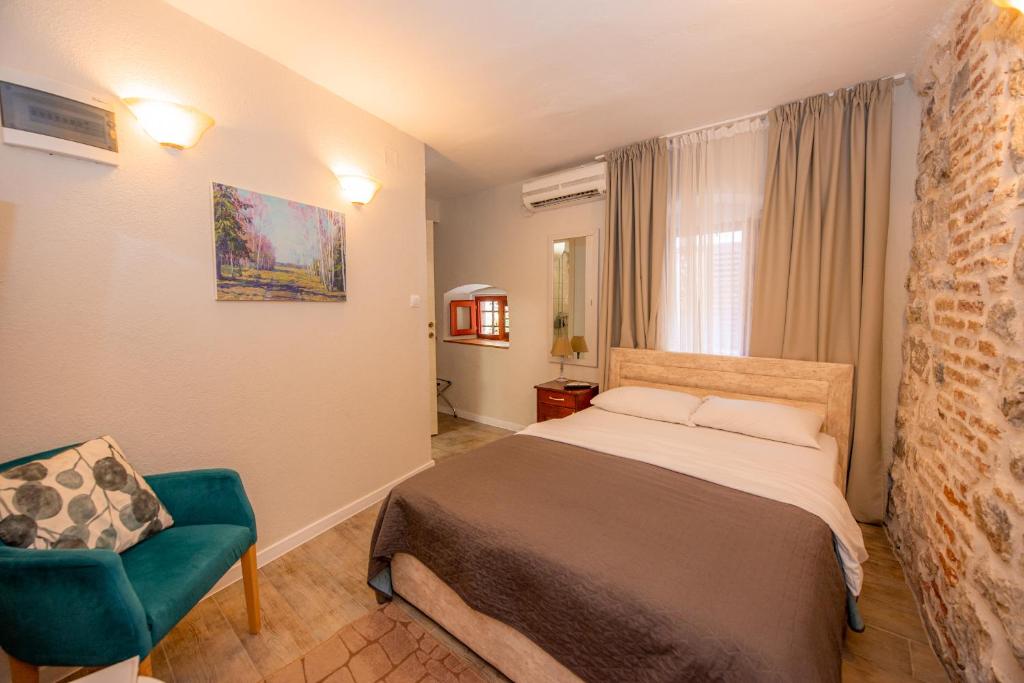 Antika Guesthouse photo